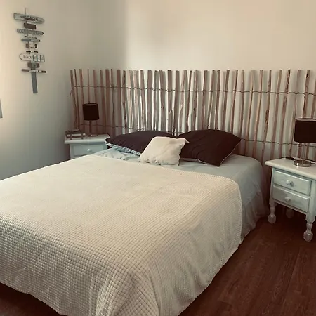 Bois Avec Piscine Villa *